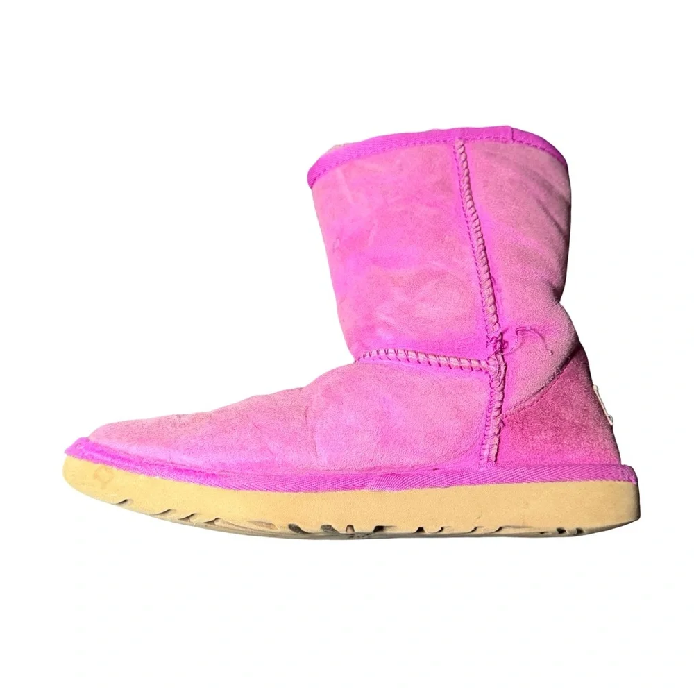 UGG 5251 Classic Short Purple Size 2 Little Girls